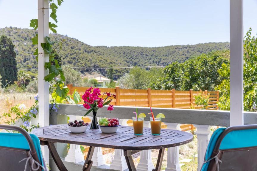 Myrto Holiday House Stafylos Exteriör bild